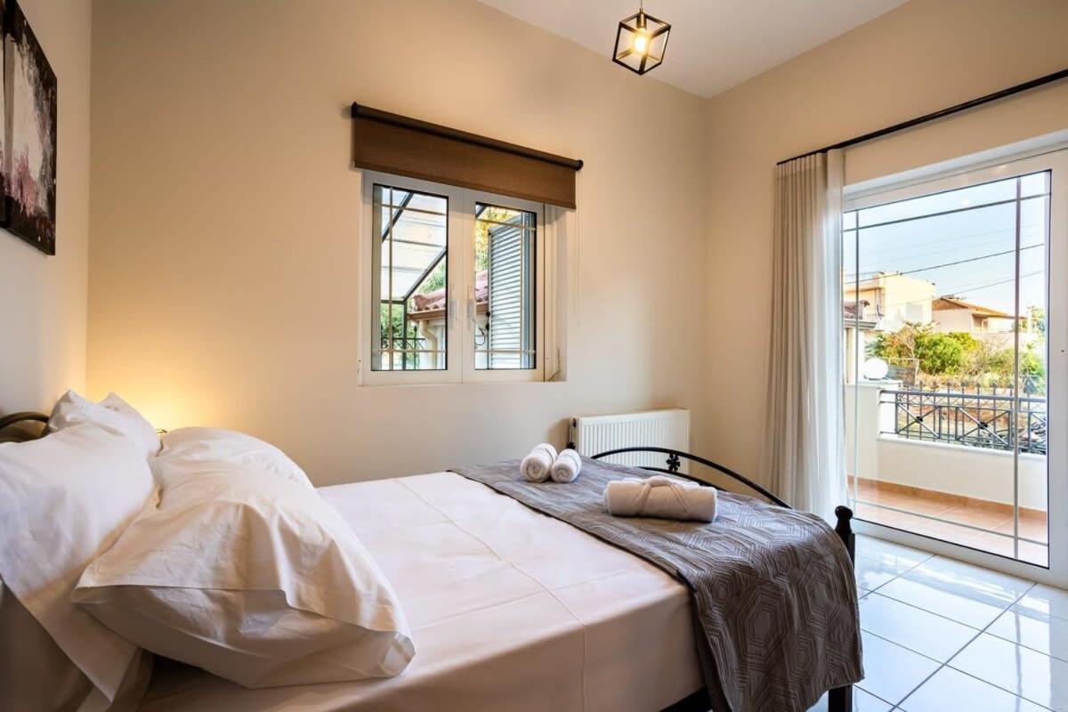 Filiatra Downtown Cozy Retreat - Homely Vibes Eksteriør billede